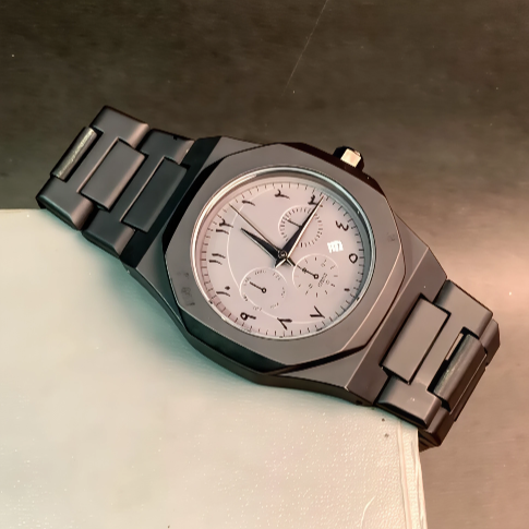 AURA Watch With Heavy Steel Chain
